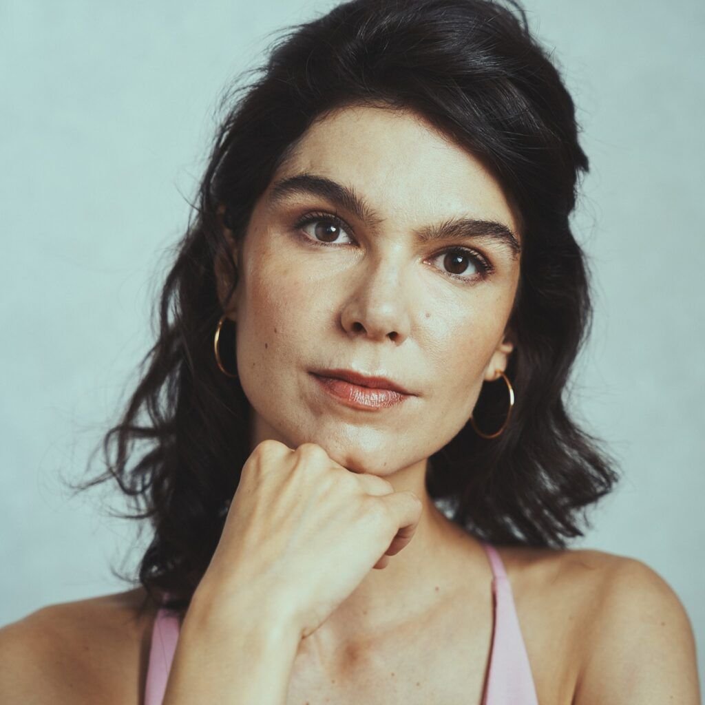 Julia Piera cuadrada