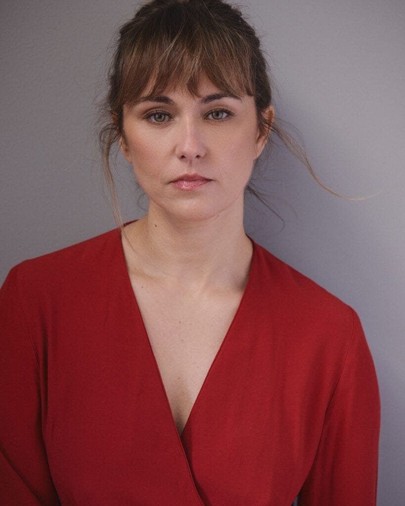 LAURA TOLEDO