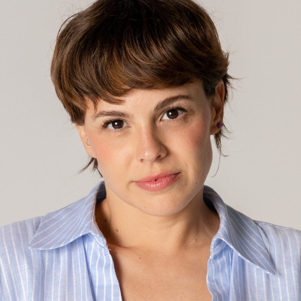 MARIAN ARAHUETES cuadrada