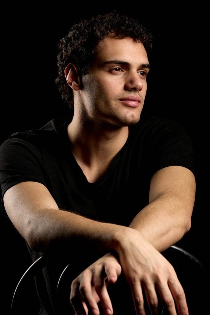 HUGO COELLO